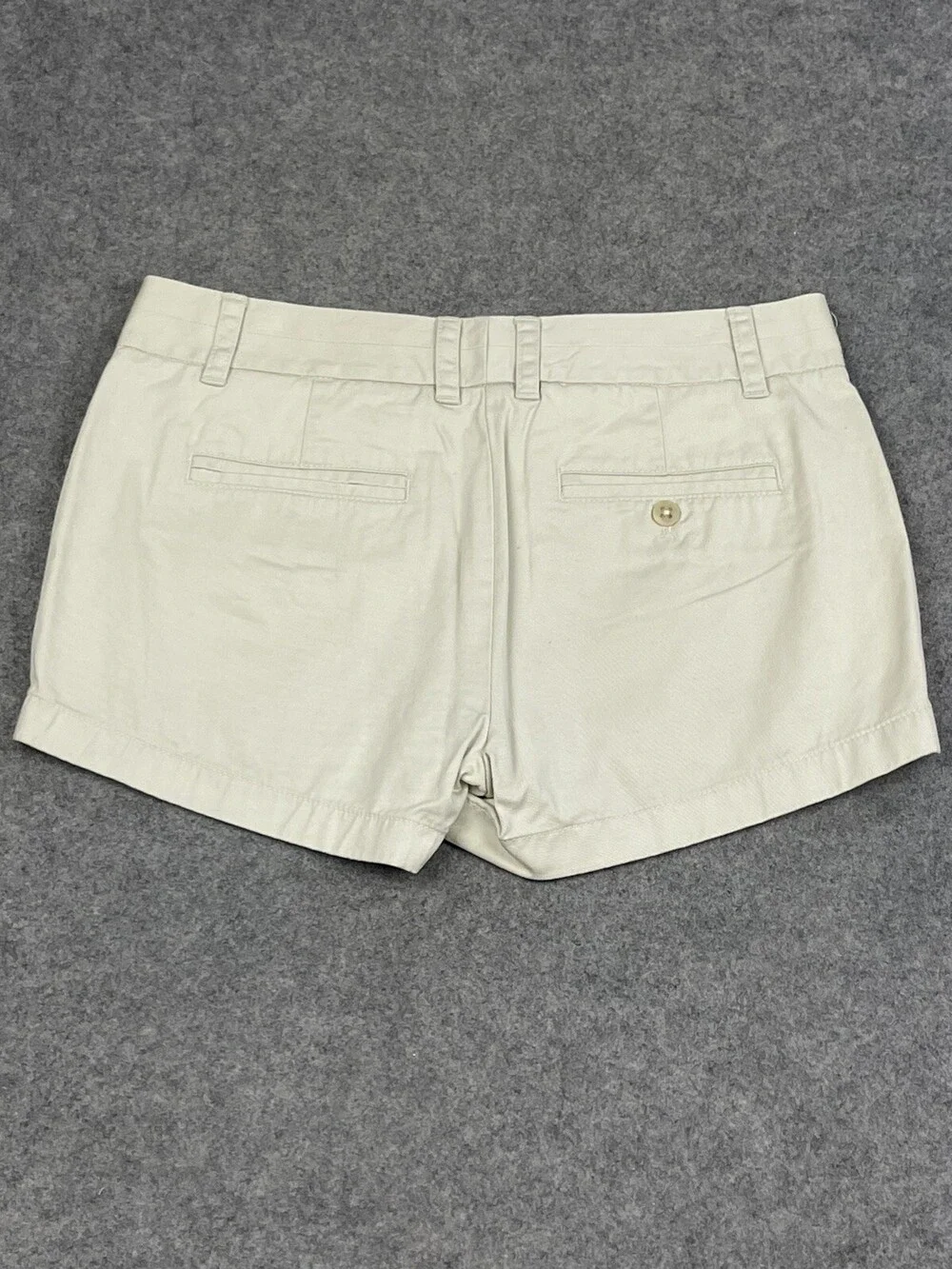 J Crew Shorts Womens 6 Beige Flat Front Chino Twill Comfort Solid Beach Summer